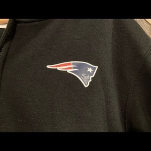 Patriots hoodie size large